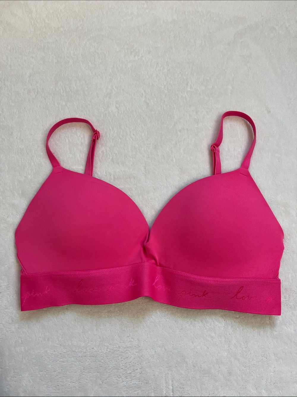 PINK Victoria's Secret Wear Everywhere Wireless Push Up Bra Size 32D